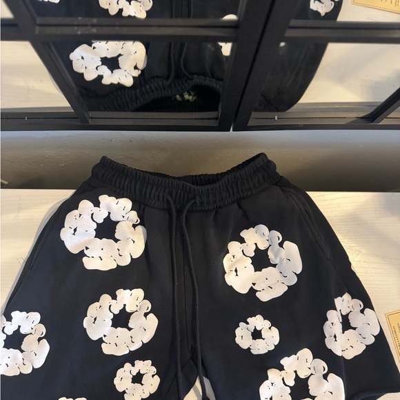 Denim Tears Other - Black and White Floral Men's Shorts